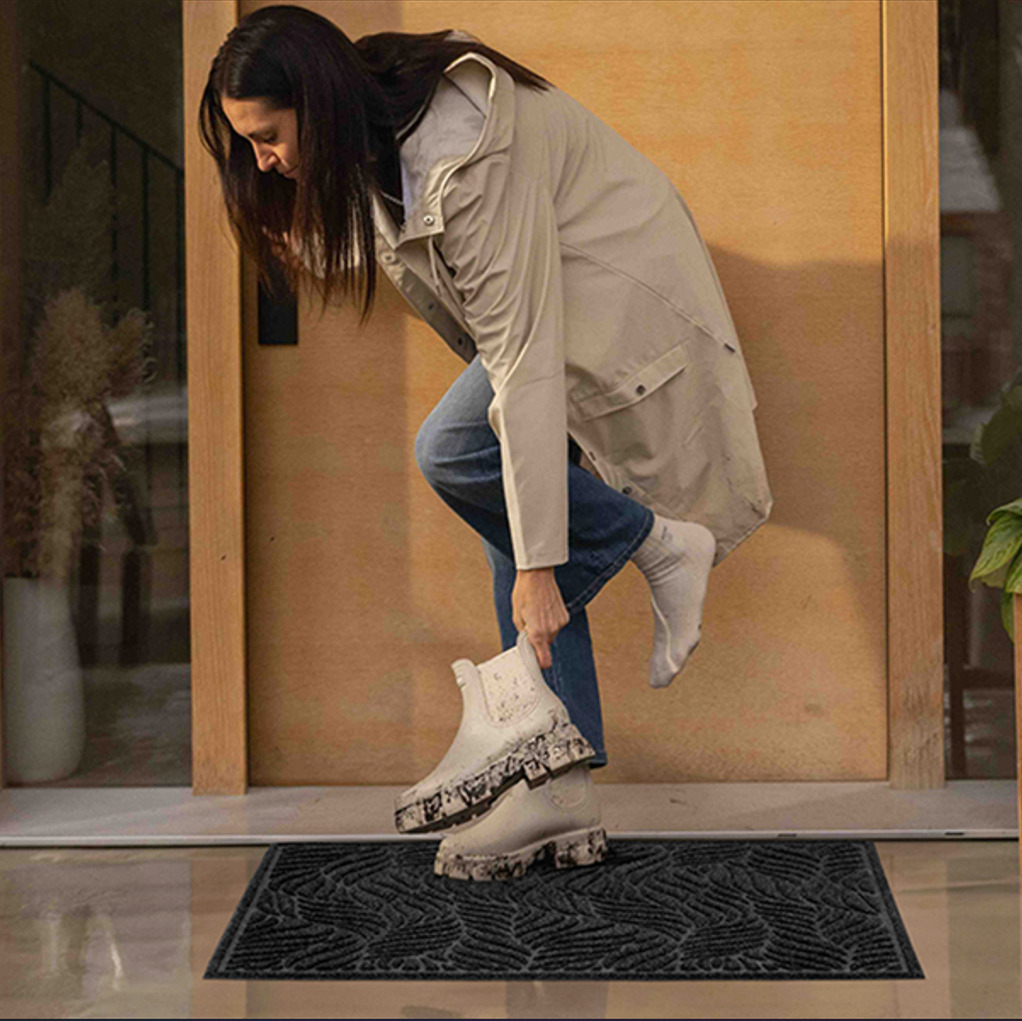 2'x3' Contours Twisted Leaves Door Mat